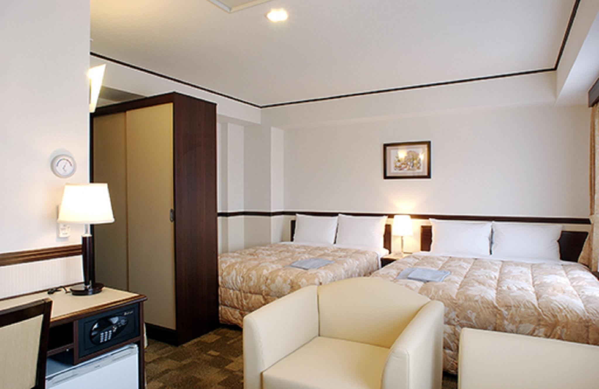 Toyoko Inn Kyoto Gojo Omiya Exterior photo