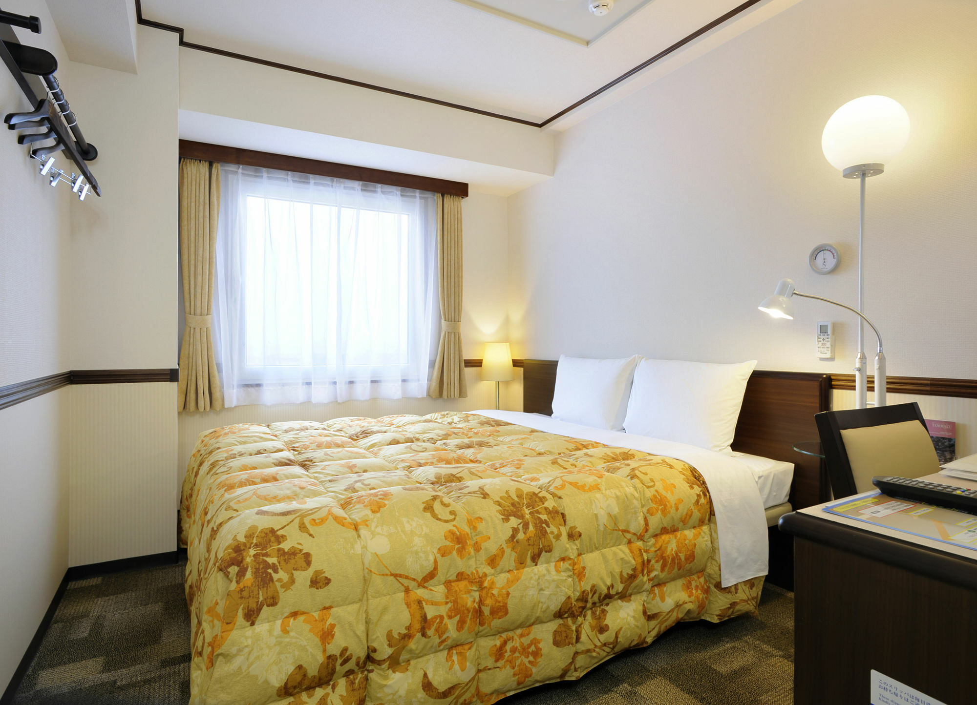Toyoko Inn Kyoto Gojo Omiya Exterior photo