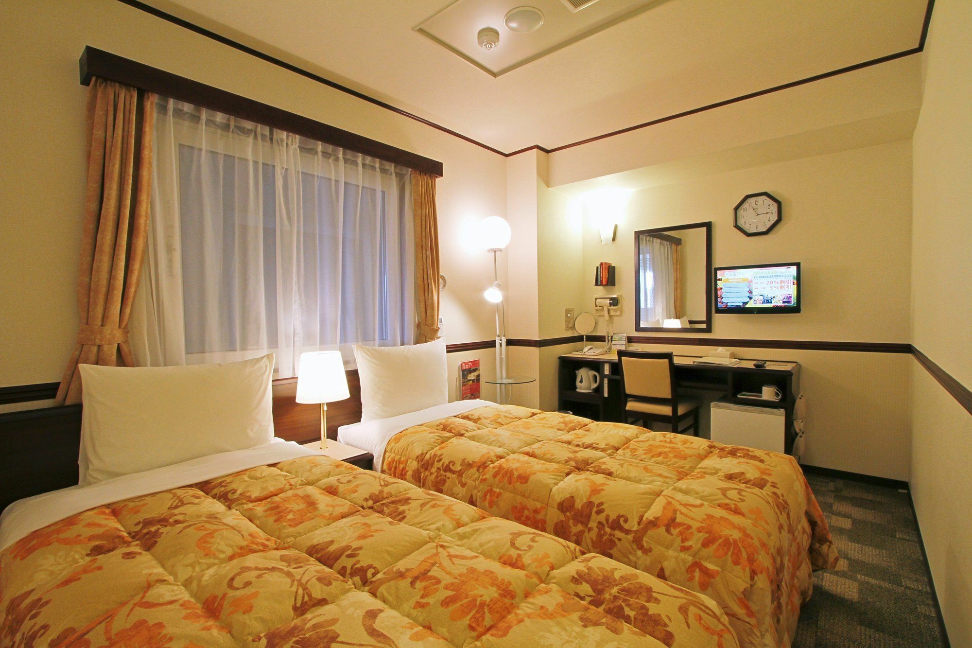 Toyoko Inn Kyoto Gojo Omiya Exterior photo