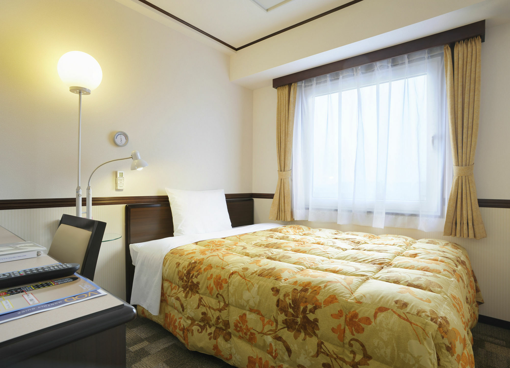Toyoko Inn Kyoto Gojo Omiya Exterior photo